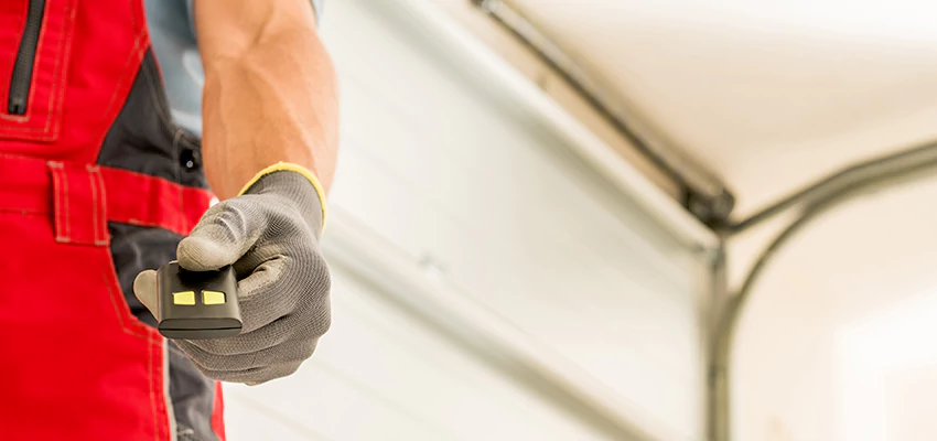 Residential Garage Door Security in Rossmoor, California