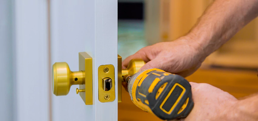 Local Locksmith For Key Fob Replacement in Rossmoor, California
