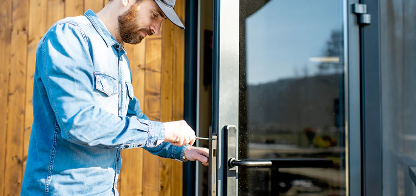 Frameless Glass Storefront Door Locks Replacement in Rossmoor, CA
