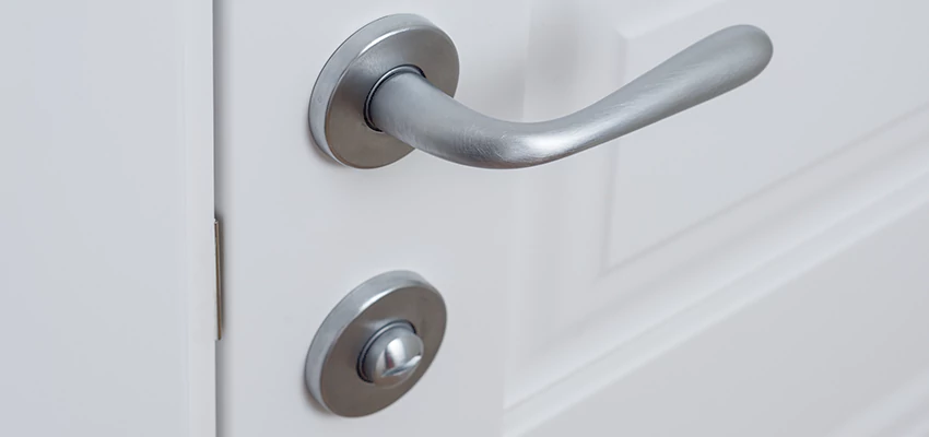 Single-Occupancy Restroom Locks Repair in Rossmoor, California