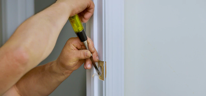 On Demand Locksmith For Key Replacement in Rossmoor, California