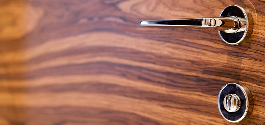 On Demand Locksmith For Key Fobs Repair in Rossmoor, California