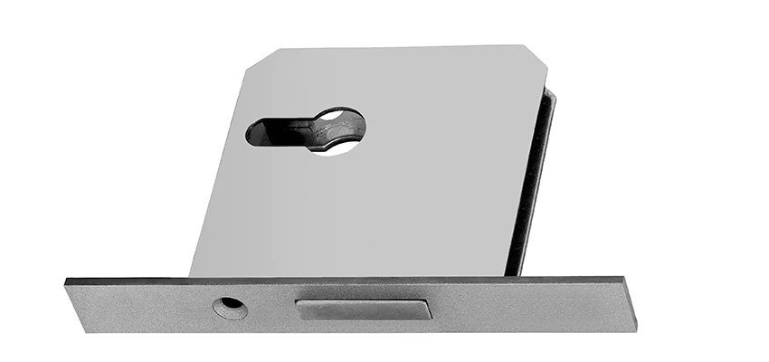 Fix A Deadbolt Door Lock in Rossmoor, California